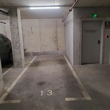 Apartment Modern Escape With Private Parking Varna