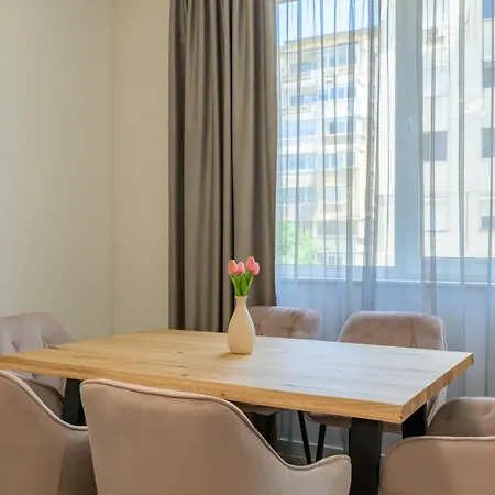 Appartamento Modern Escape With Private Parking Varna