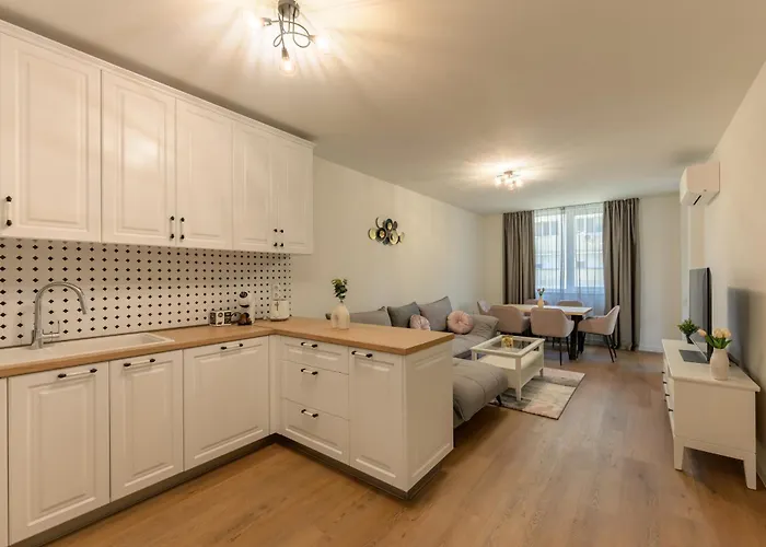 Modern Escape With Private Parking Апартамент Варна